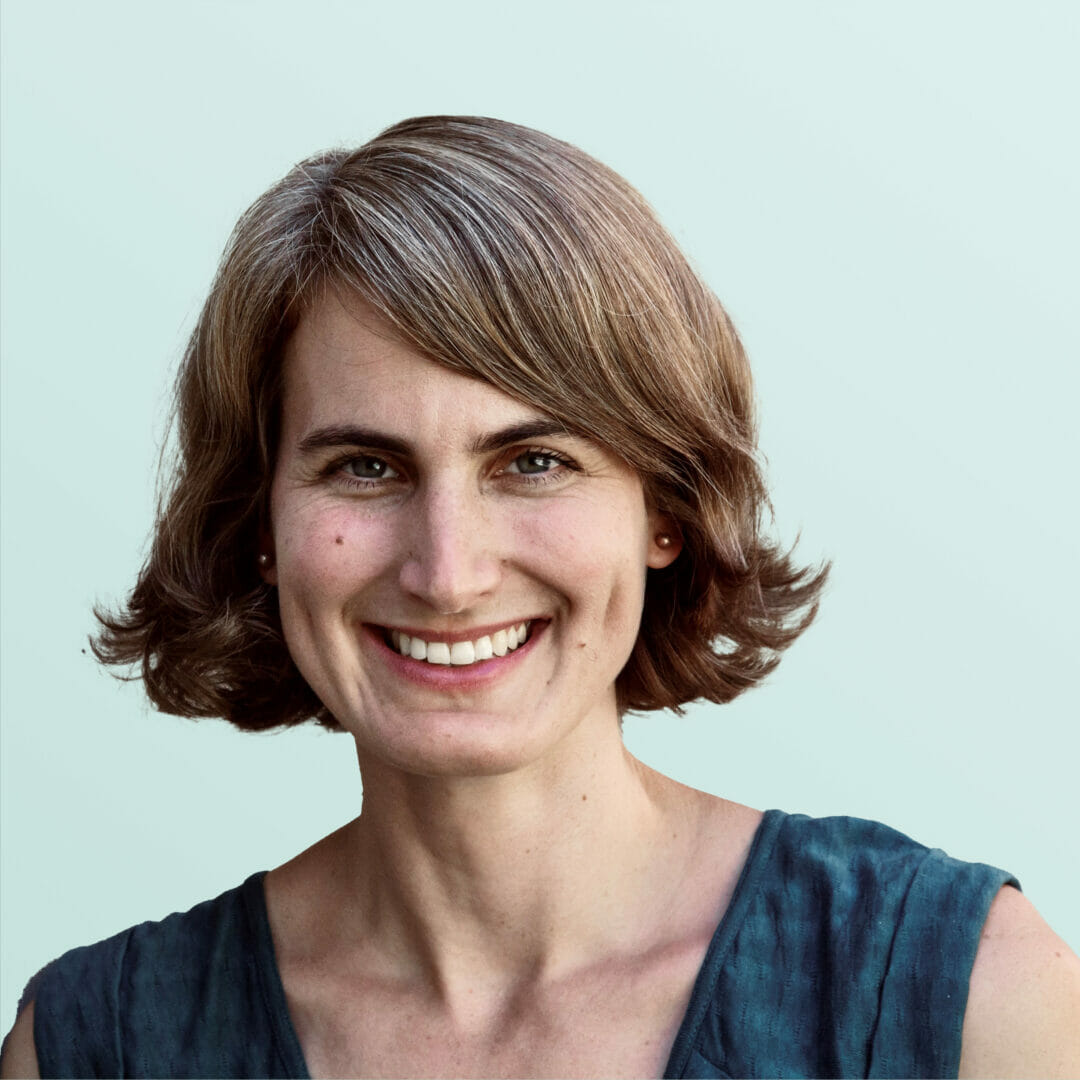 Consultant Nadine Salomon